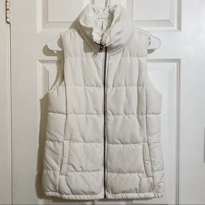 Old Navy White Puffer Vest
